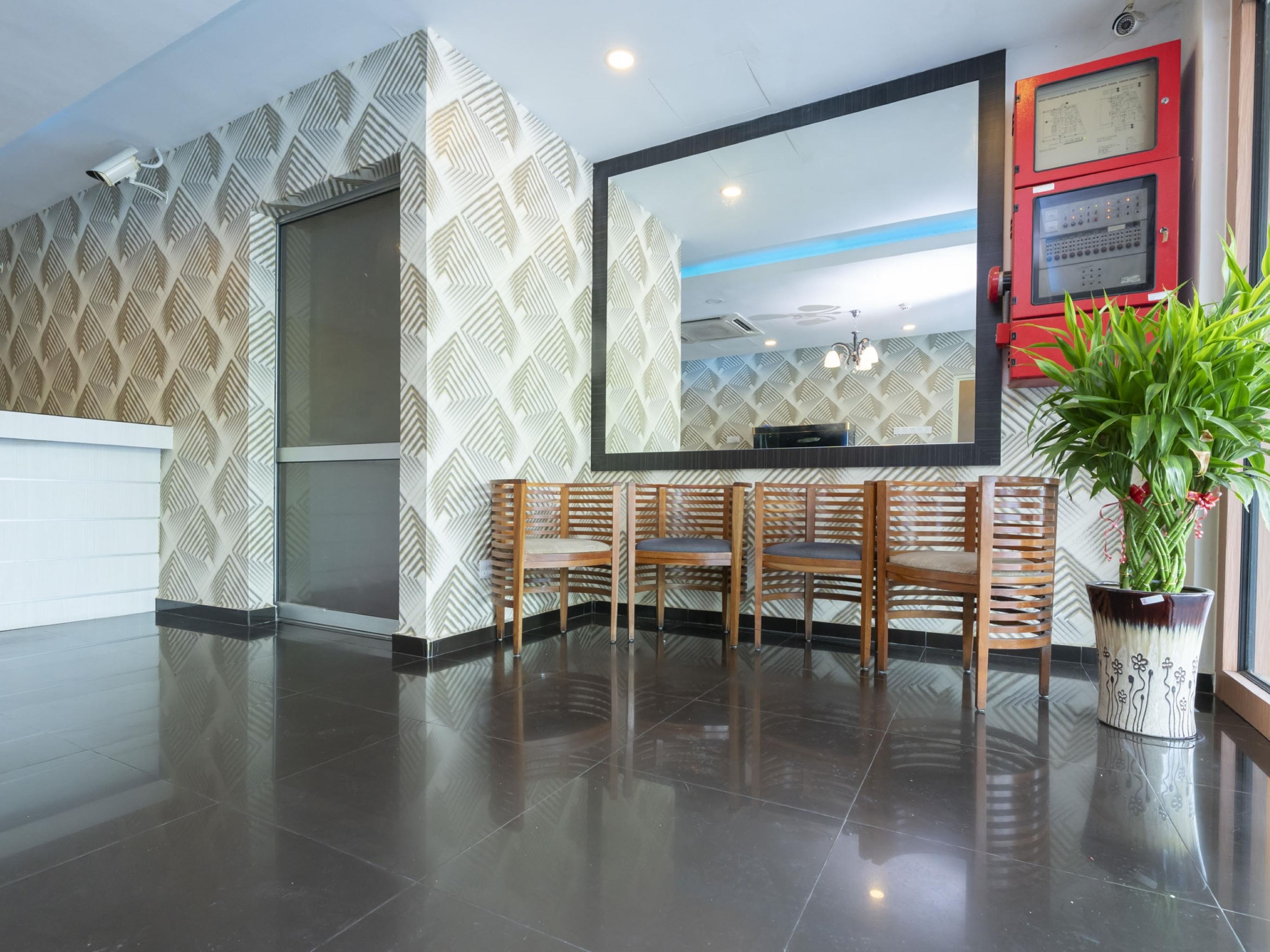 Oyo 503 Hotel Aromas Jb Johor Bahru Exterior photo